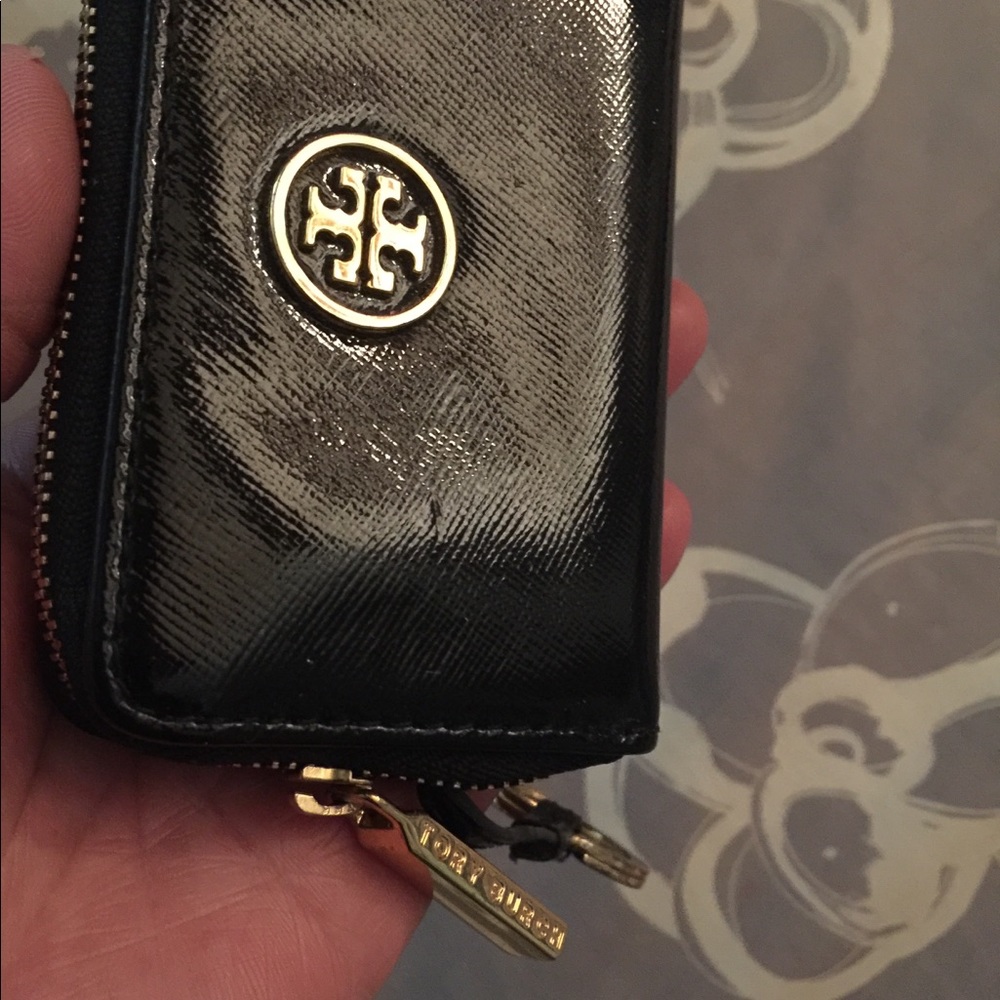 Small Tory Burch wallet